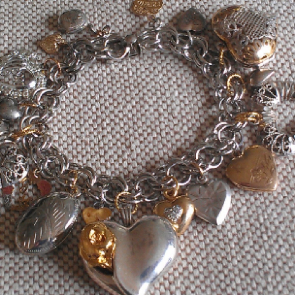 ღ♥Vintage 14 kt diamonds 925 puffy heart bracelet - Picture 1 of 4